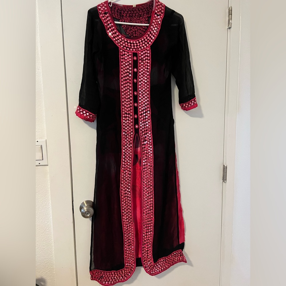 Georgette Chiffon kurta Salwar set.